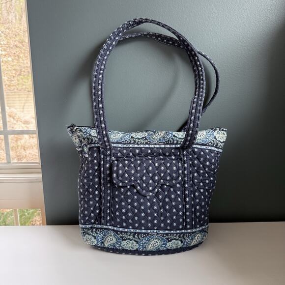 Retired Vera Bradley‎ Shoulder Tote Bag Seaport Navy Pattern 7 Pockets Zip - Picture 1 of 16